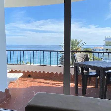 Fuer 2 Personen Ca 45 Qm In Nerja, Andalusien Costa Del Sol דירה נרחה
